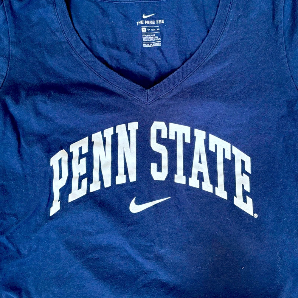 Penn State V Neck Top, Size XS, Never Been Worn, Smoke Free Home!